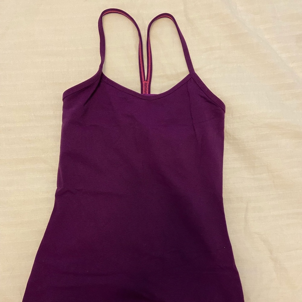 Lulu lemon workout top